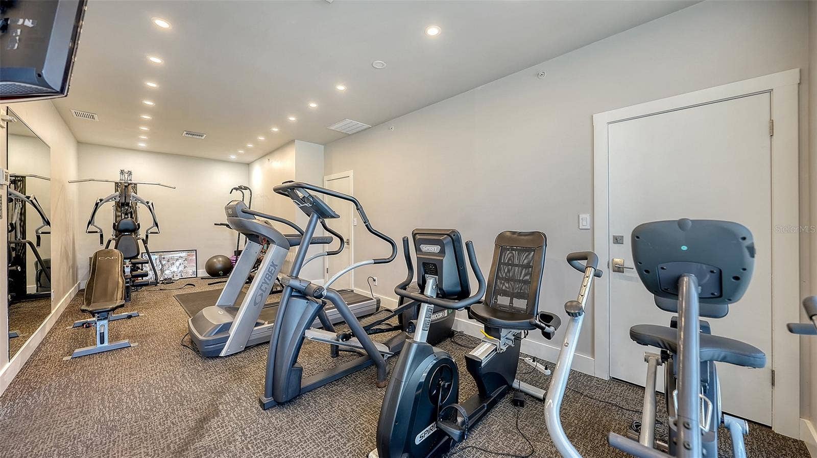 5300 OCEAN BOULEVARD, #301, Sarasota, FL 34242 5300 OCEAN BOULEVARD, #301, Sarasota, FL 34242
