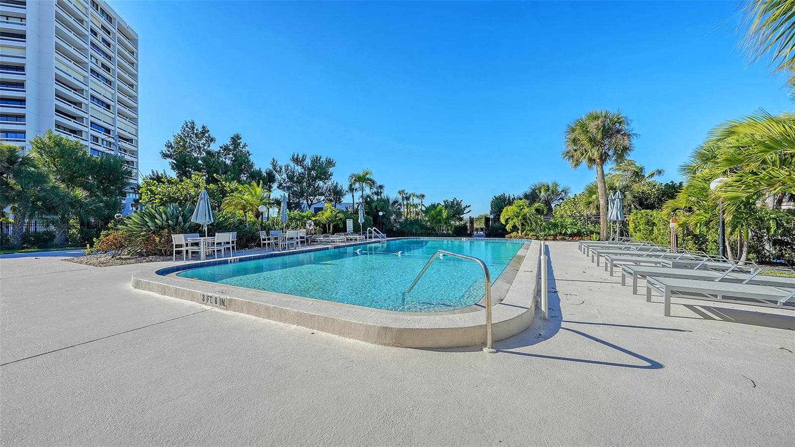 5300 OCEAN BOULEVARD, #301, Sarasota, FL 34242 5300 OCEAN BOULEVARD, #301, Sarasota, FL 34242