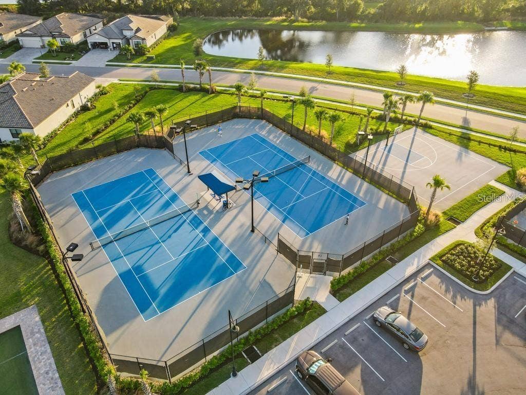 17430 POLO TRAIL, Bradenton, FL 34211 17430 POLO TRAIL, Bradenton, FL 34211
