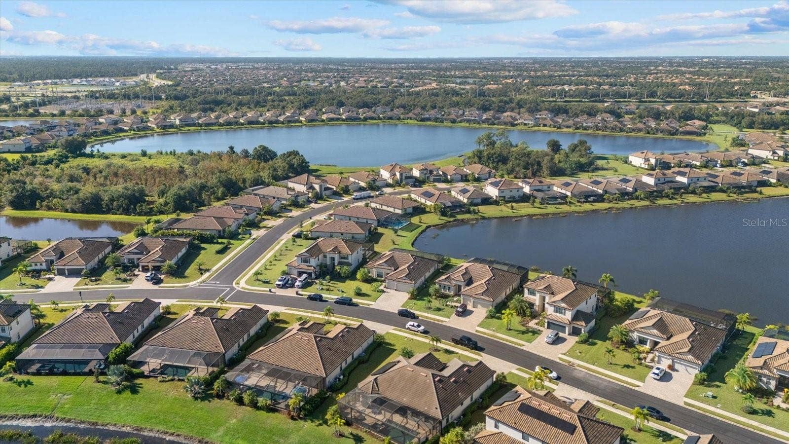 17430 POLO TRAIL, Bradenton, FL 34211 17430 POLO TRAIL, Bradenton, FL 34211