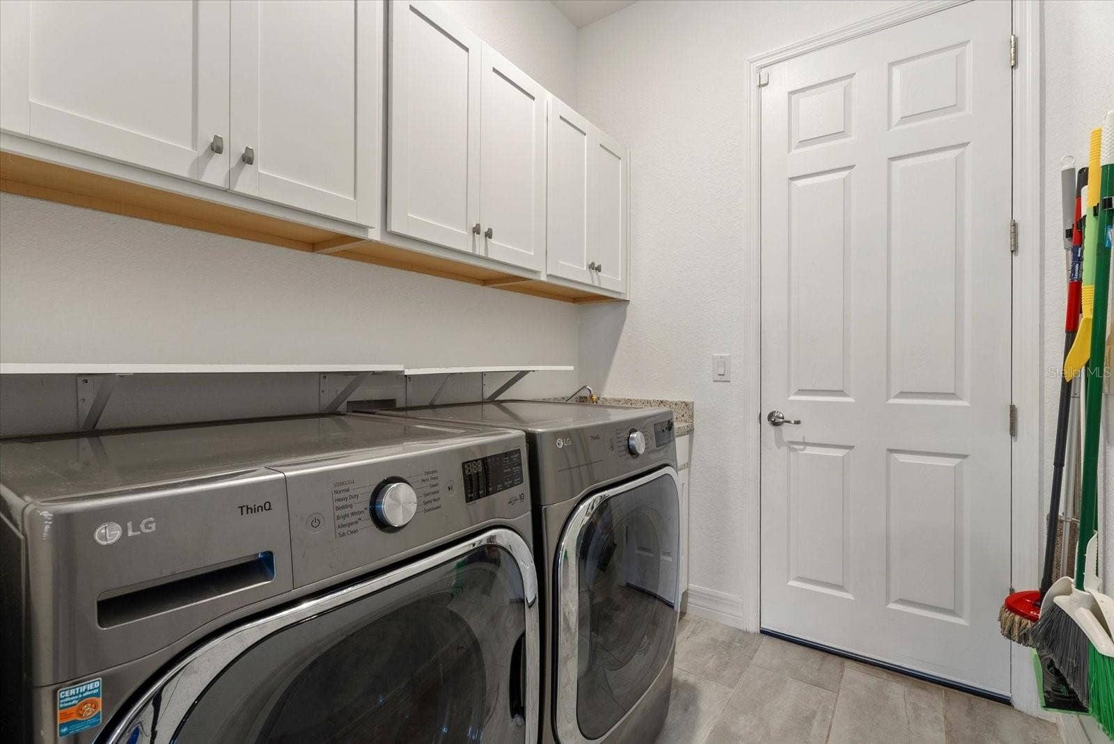 17430 POLO TRAIL, Bradenton, FL 34211 17430 POLO TRAIL, Bradenton, FL 34211