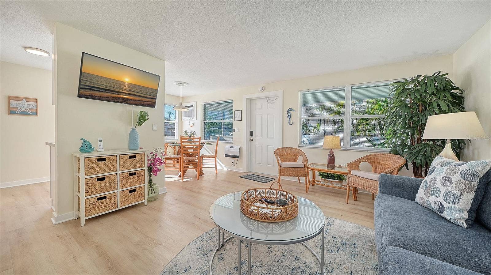 210 66TH STREET, Holmes Beach, FL 34217
