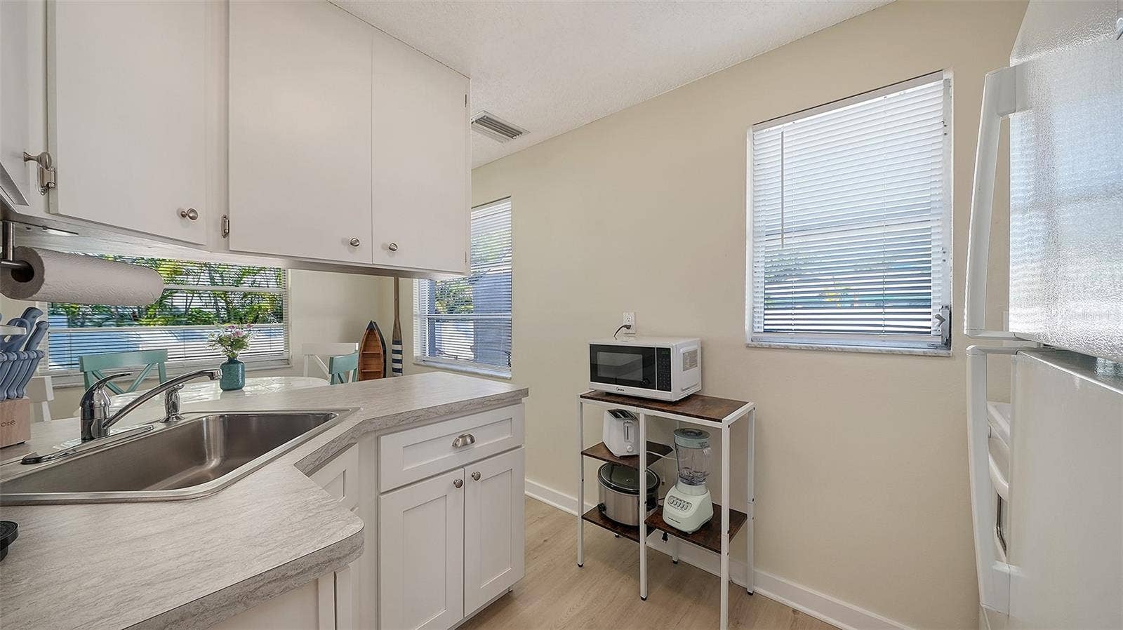210 66TH STREET, Holmes Beach, FL 34217