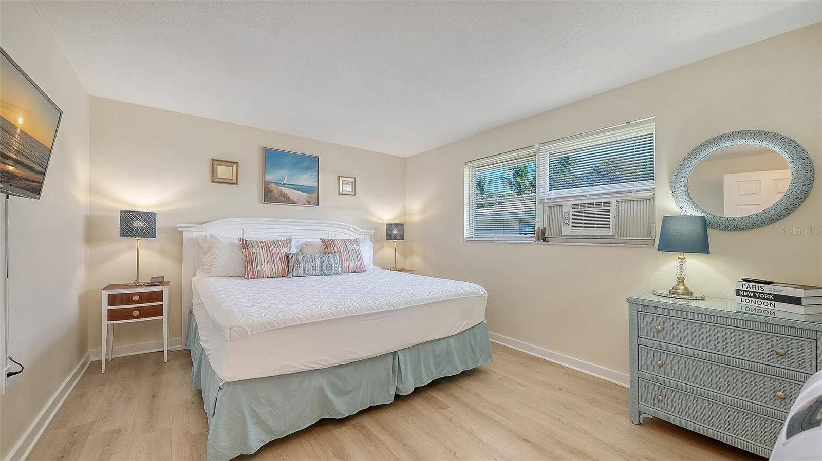 210 66TH STREET, Holmes Beach, FL 34217