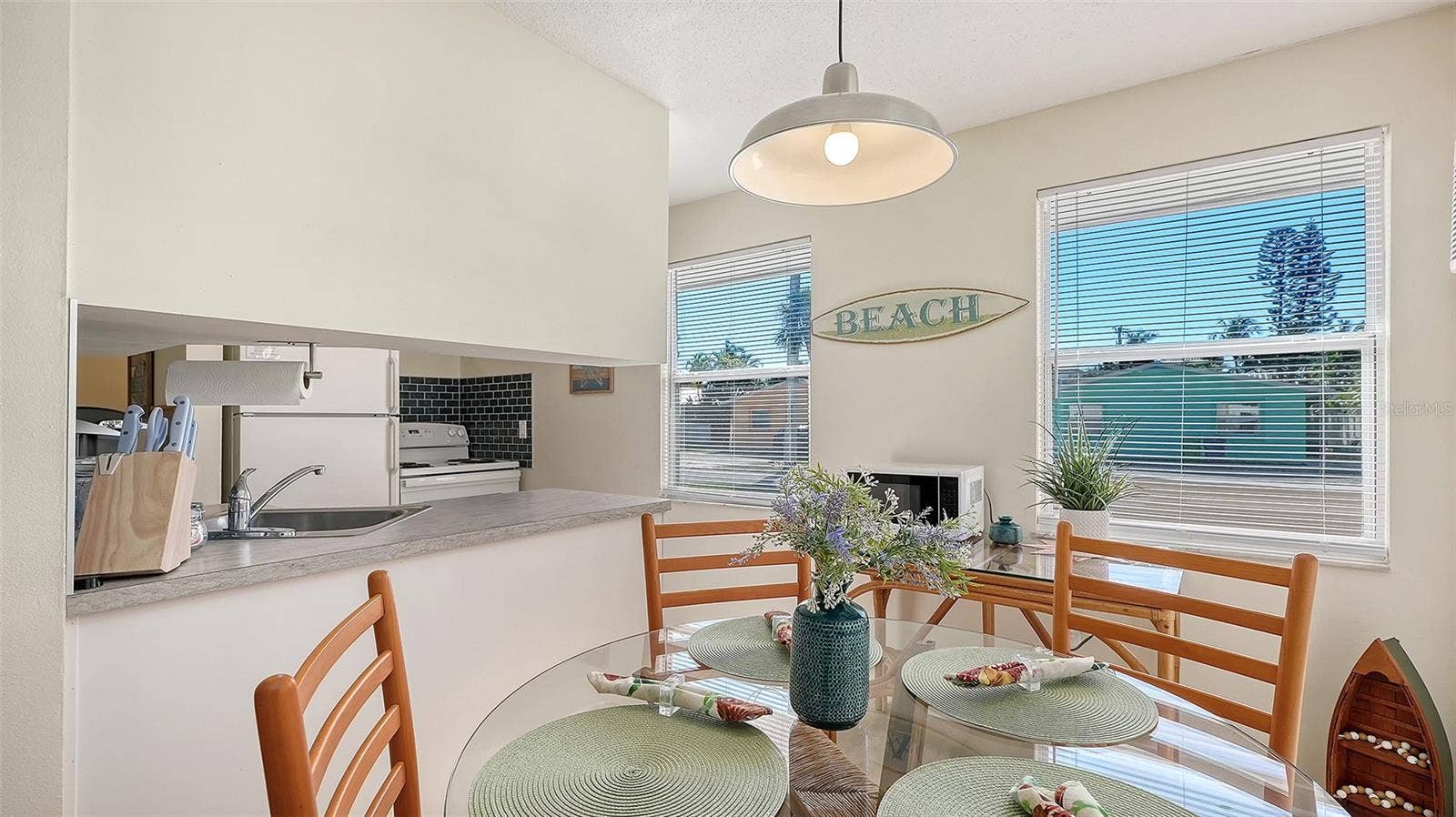 210 66TH STREET, Holmes Beach, FL 34217