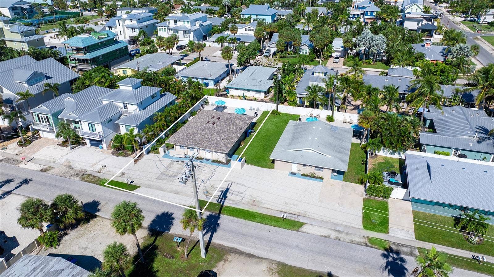 210 66TH STREET, Holmes Beach, FL 34217