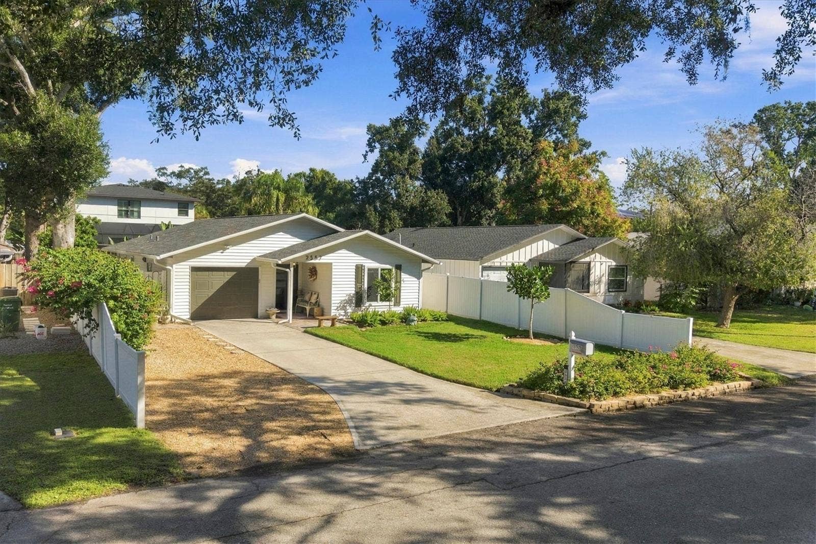 2557 TEMPLE STREET, Sarasota, FL 34239 2557 TEMPLE STREET, Sarasota, FL 34239