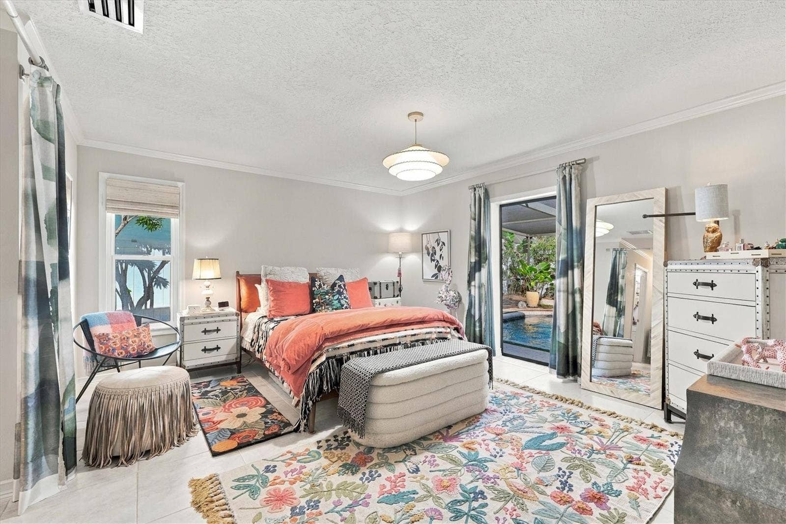 2557 TEMPLE STREET, Sarasota, FL 34239 2557 TEMPLE STREET, Sarasota, FL 34239