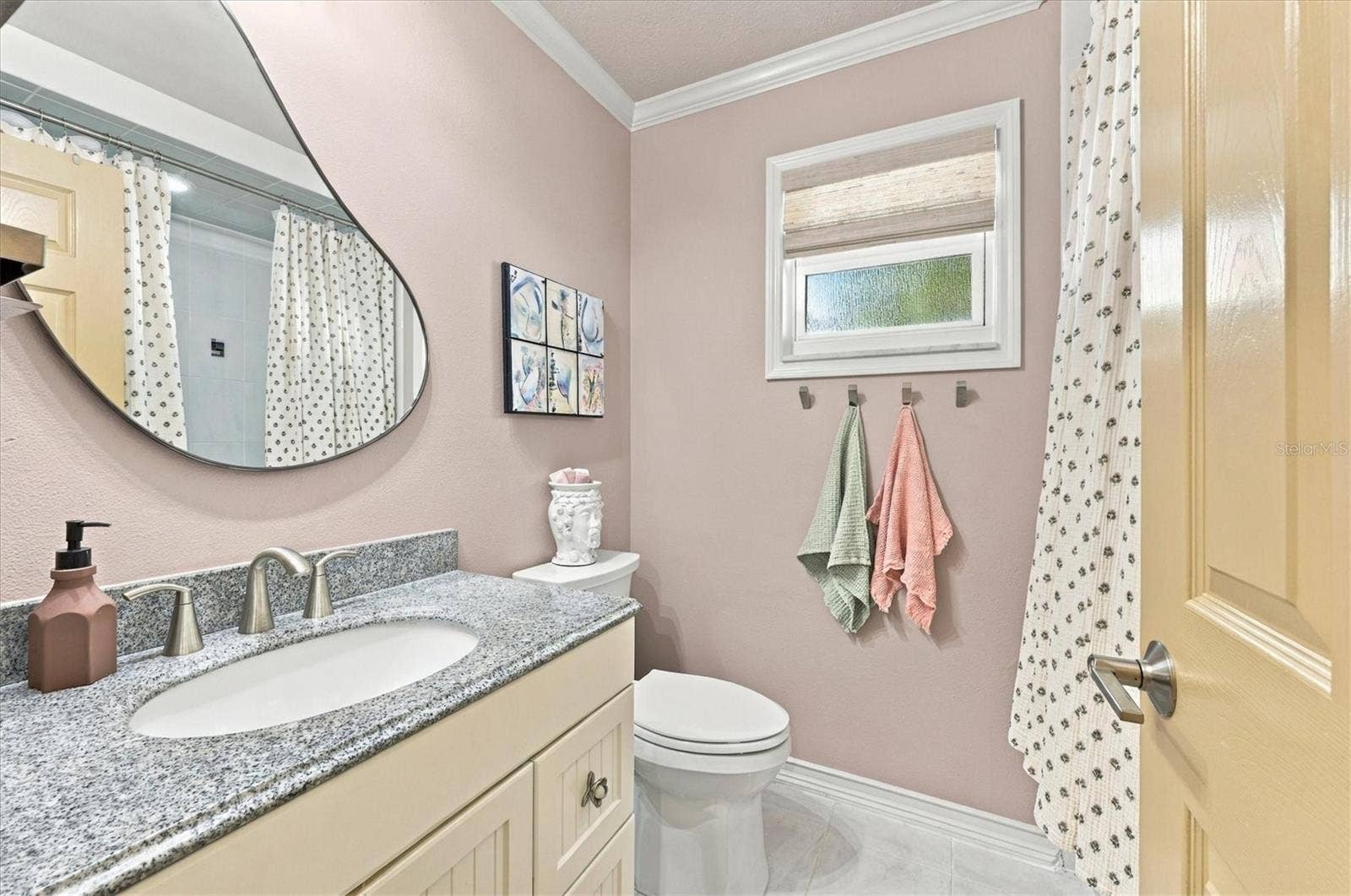 2557 TEMPLE STREET, Sarasota, FL 34239 2557 TEMPLE STREET, Sarasota, FL 34239