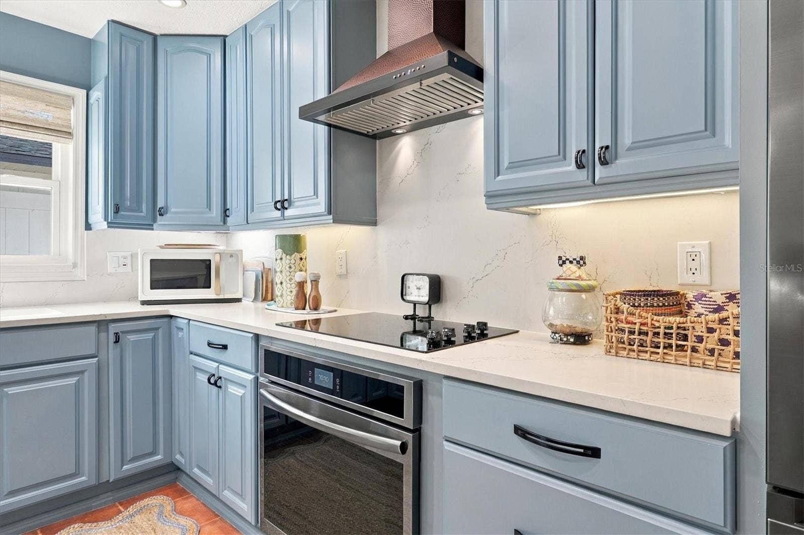 2557 TEMPLE STREET, Sarasota, FL 34239 2557 TEMPLE STREET, Sarasota, FL 34239