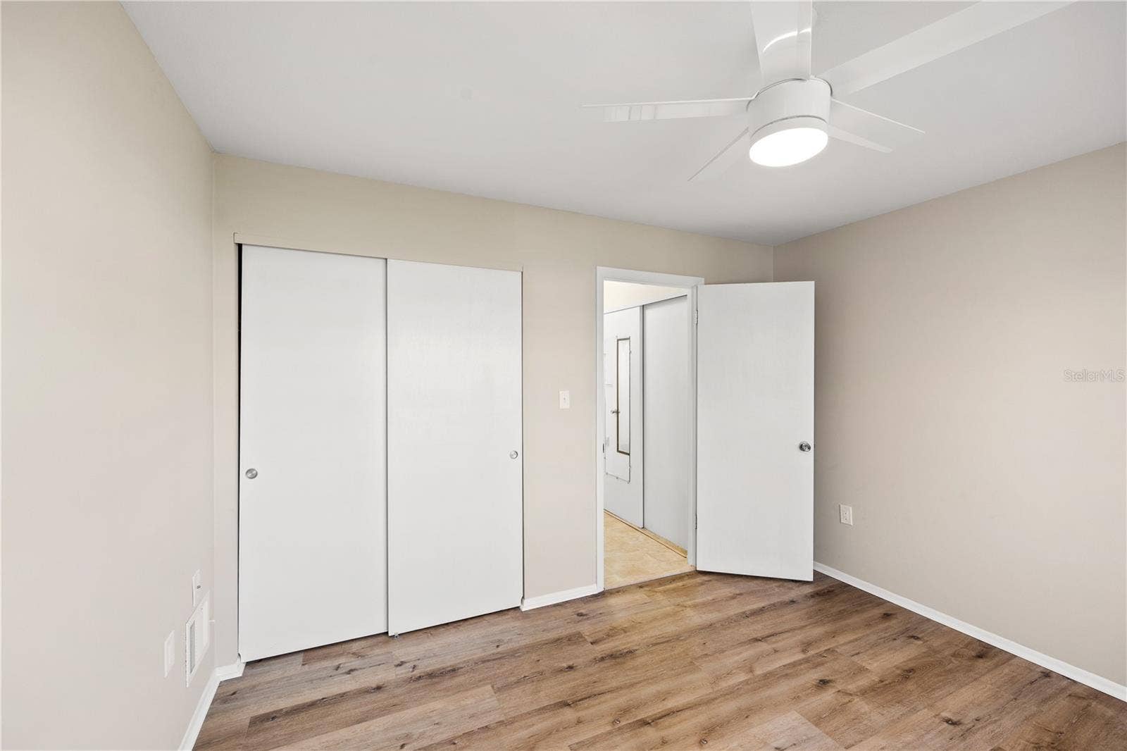 5907 GARDEN LANE, #H26, Bradenton, FL 34207 Bedroom