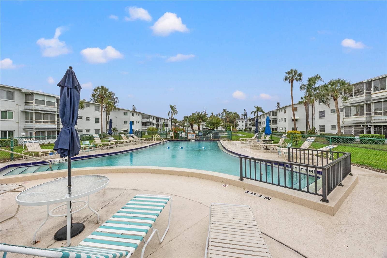 5907 GARDEN LANE, #H26, Bradenton, FL 34207 Pool