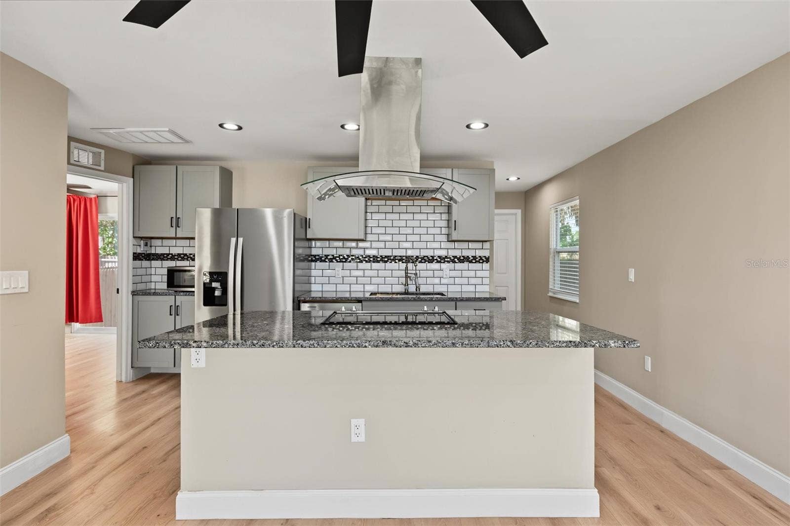 1815 12TH STREET S, St Petersburg, FL 33705 1815 12TH STREET S, St Petersburg, FL 33705