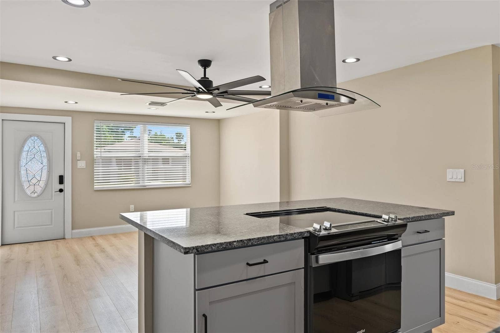 1815 12TH STREET S, St Petersburg, FL 33705 1815 12TH STREET S, St Petersburg, FL 33705