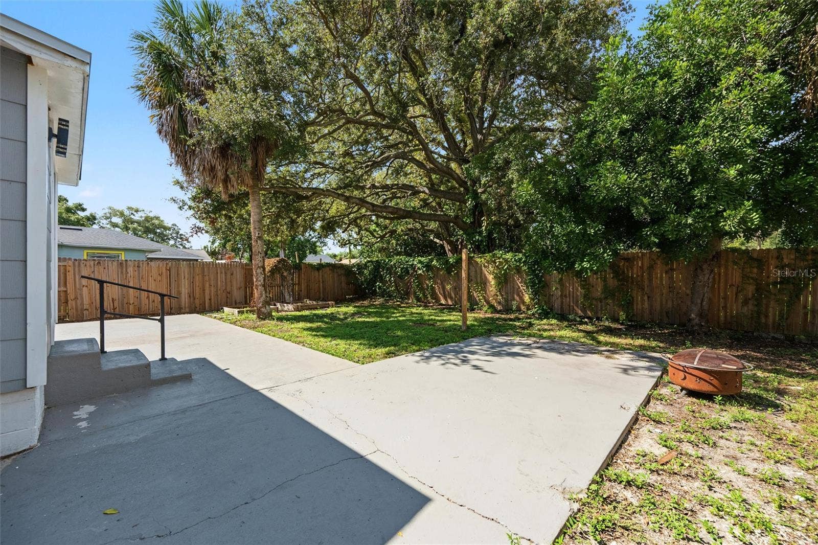 1815 12TH STREET S, St Petersburg, FL 33705 1815 12TH STREET S, St Petersburg, FL 33705