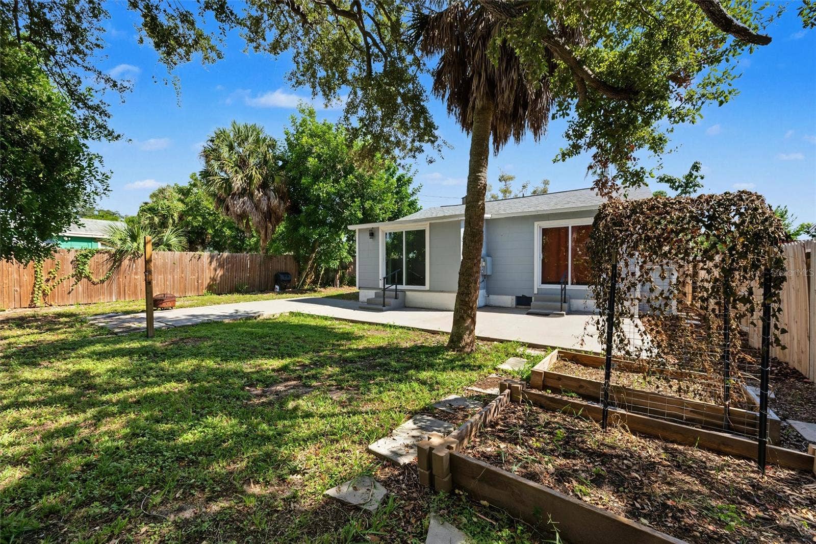 1815 12TH STREET S, St Petersburg, FL 33705 1815 12TH STREET S, St Petersburg, FL 33705