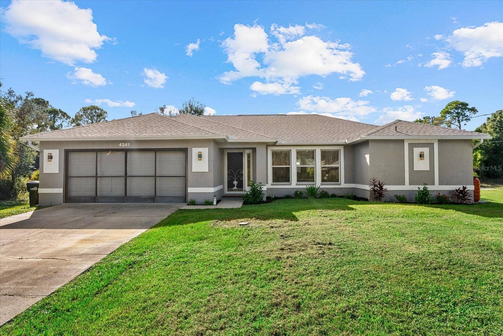 4241 CHAMRADE ROAD, North Port, FL 34288