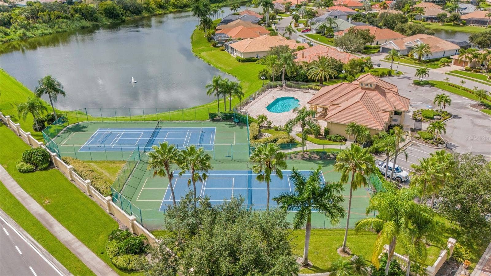 8339 BARTON FARMS BOULEVARD, Sarasota, FL 34240 clubhouse/community pool/tennis-pickleball courts