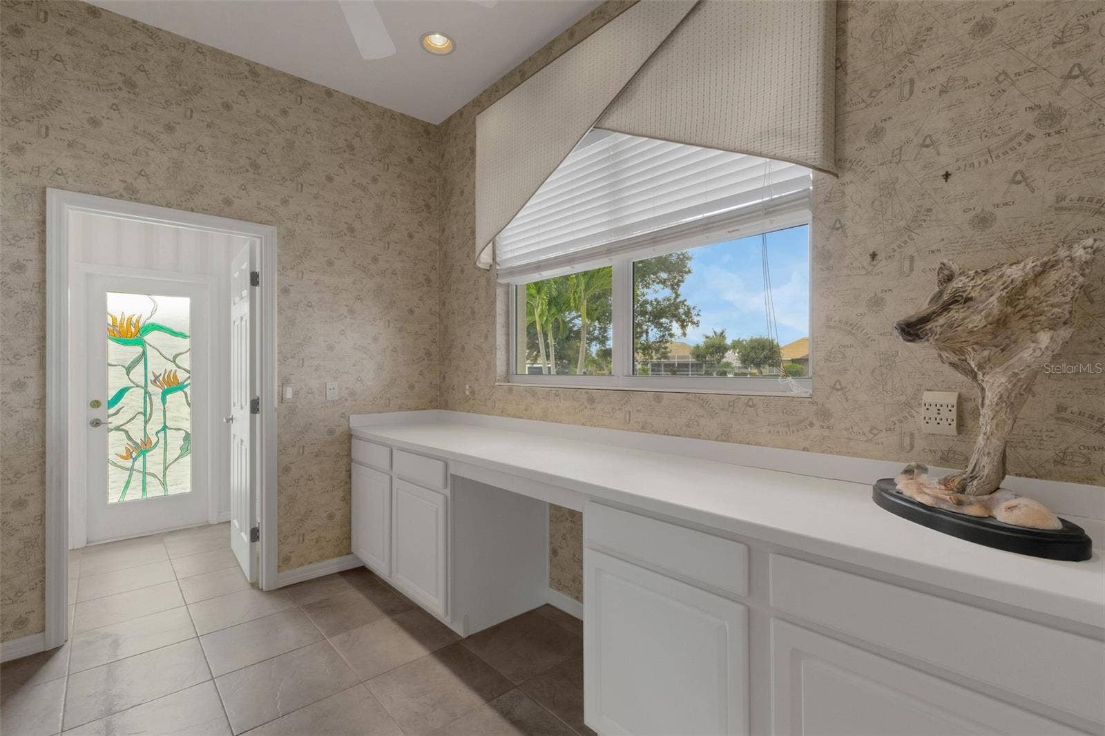 8339 BARTON FARMS BOULEVARD, Sarasota, FL 34240 hobby room