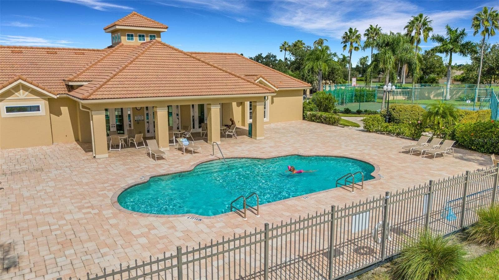 8339 BARTON FARMS BOULEVARD, Sarasota, FL 34240 community pool