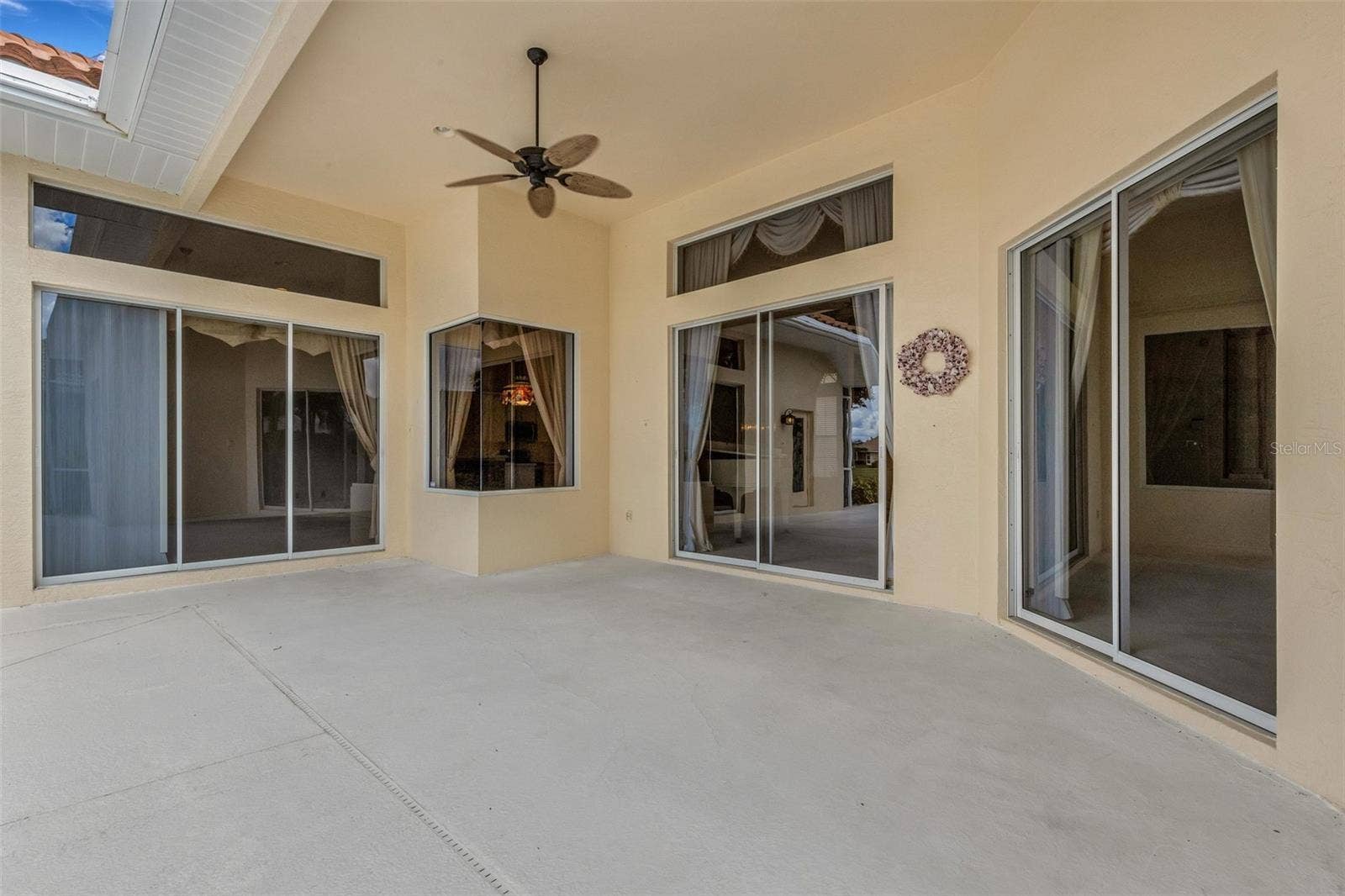 8339 BARTON FARMS BOULEVARD, Sarasota, FL 34240 covered patio