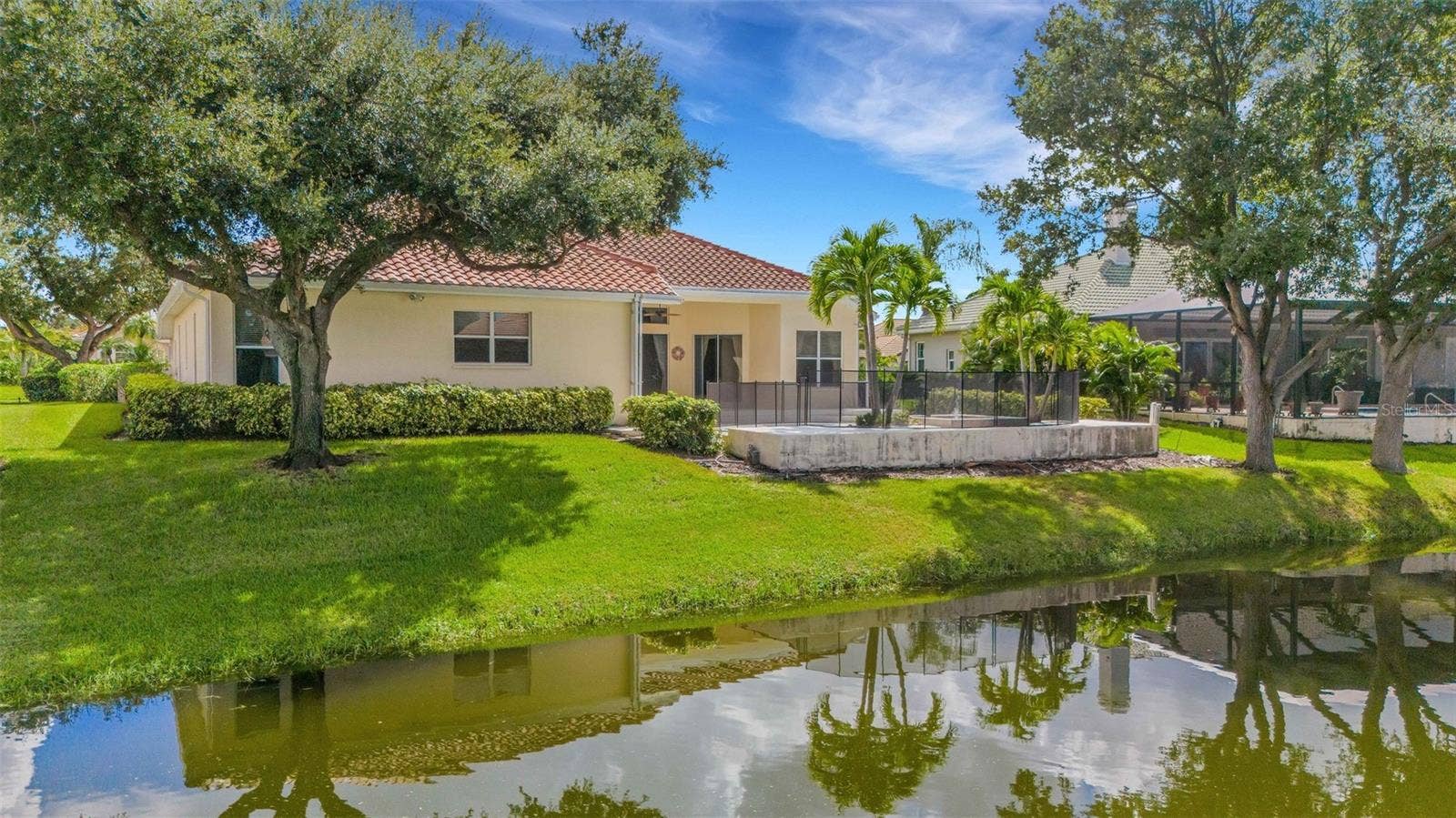 8339 BARTON FARMS BOULEVARD, Sarasota, FL 34240 rearview