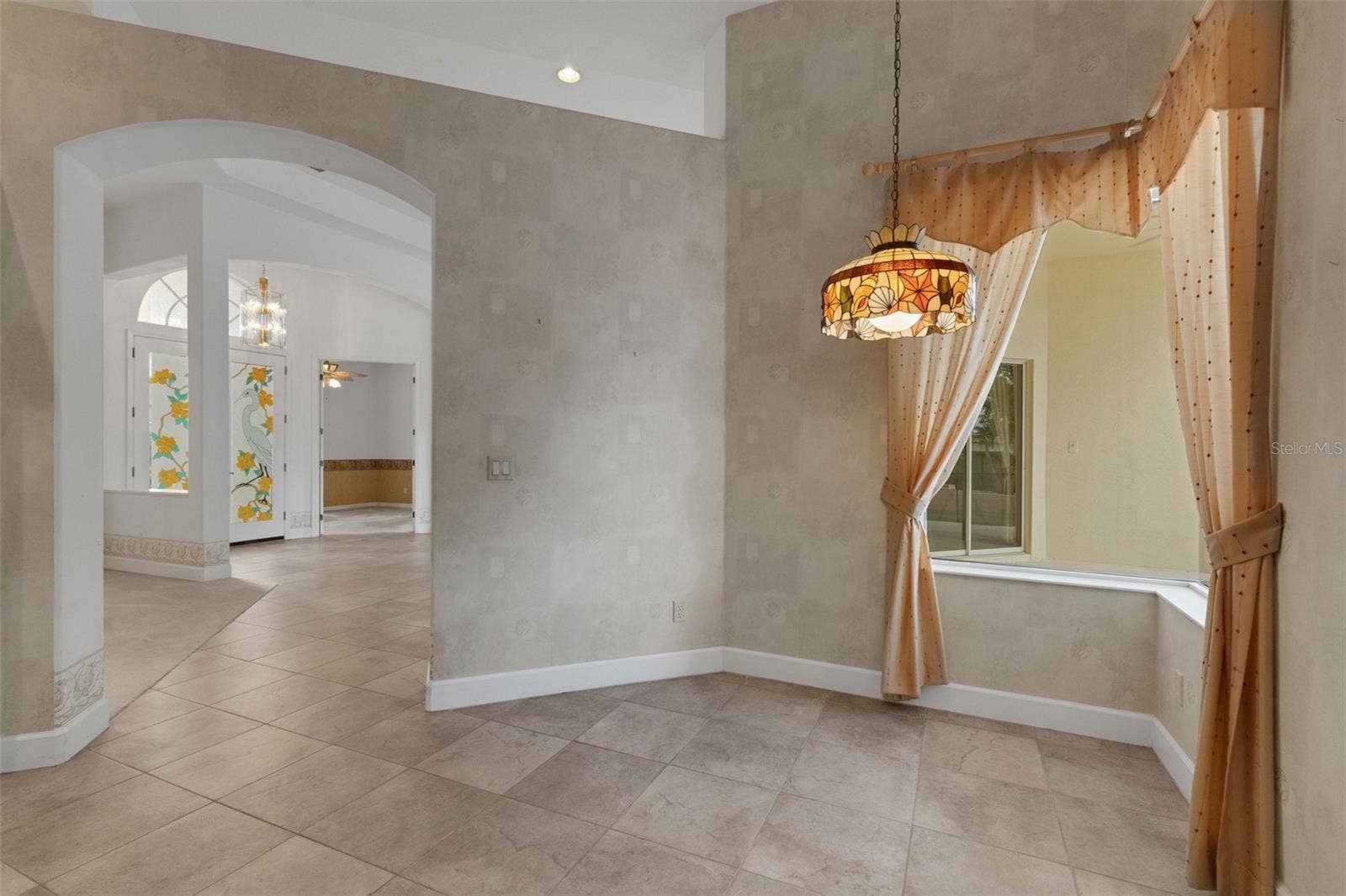 8339 BARTON FARMS BOULEVARD, Sarasota, FL 34240 breakfast nook