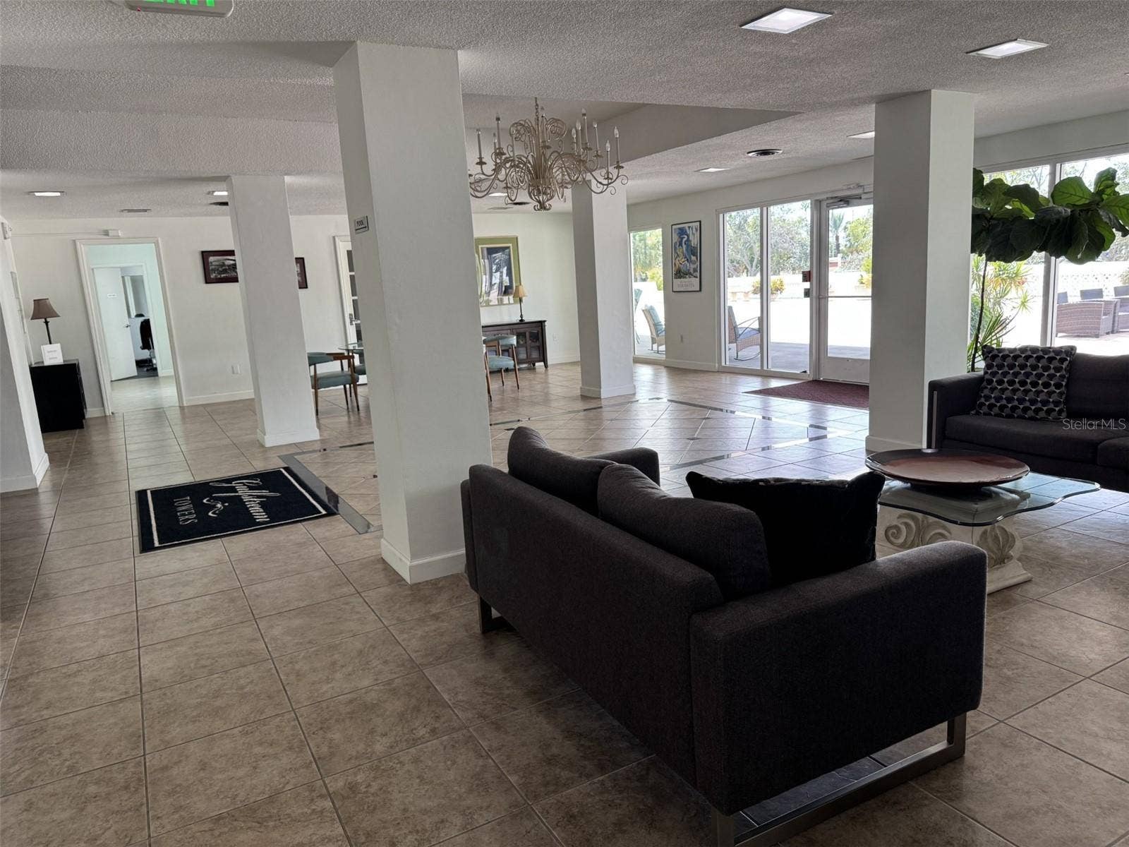 Clubhouse 2