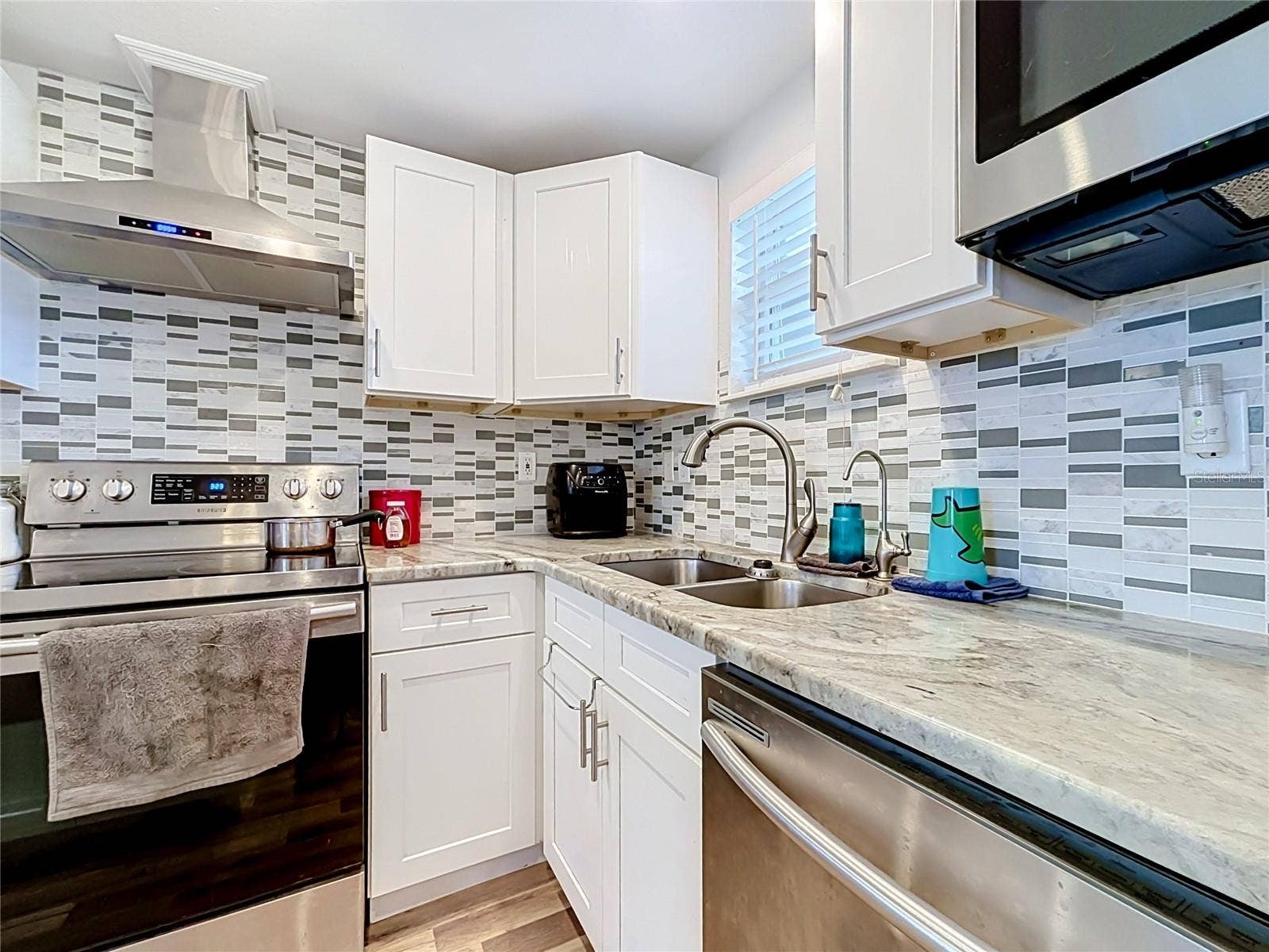 1006 SE 2ND STREET, Mulberry, FL 33860 1006 SE 2ND STREET, Mulberry, FL 33860