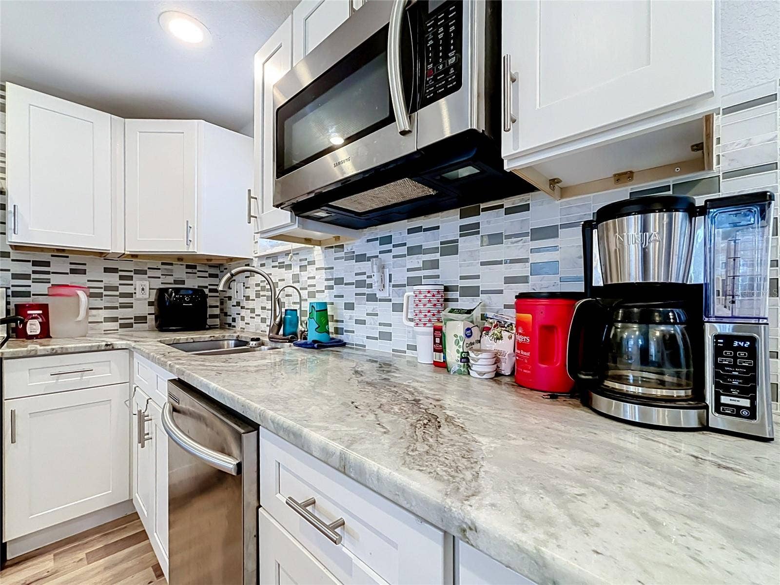 1006 SE 2ND STREET, Mulberry, FL 33860 1006 SE 2ND STREET, Mulberry, FL 33860