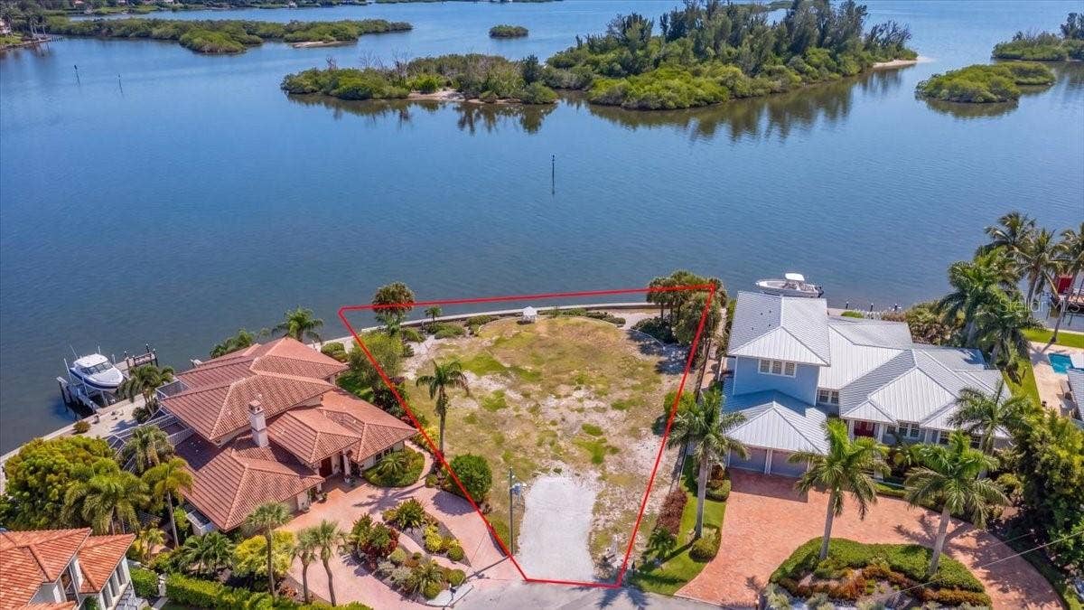 894 FREELING DRIVE, Sarasota, FL 34242 894 FREELING DRIVE, Sarasota, FL 34242