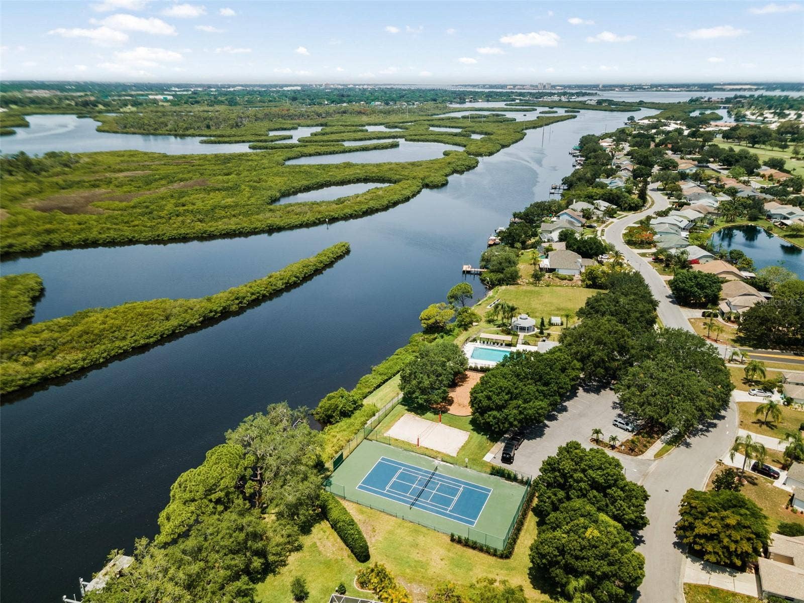 1009 45TH STREET E, Bradenton, FL 34208 1009 45TH STREET E, Bradenton, FL 34208