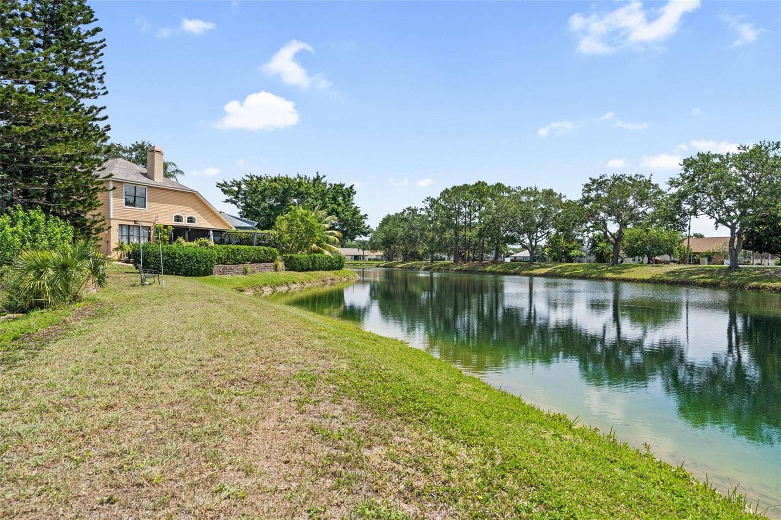 1009 45TH STREET E, Bradenton, FL 34208 1009 45TH STREET E, Bradenton, FL 34208