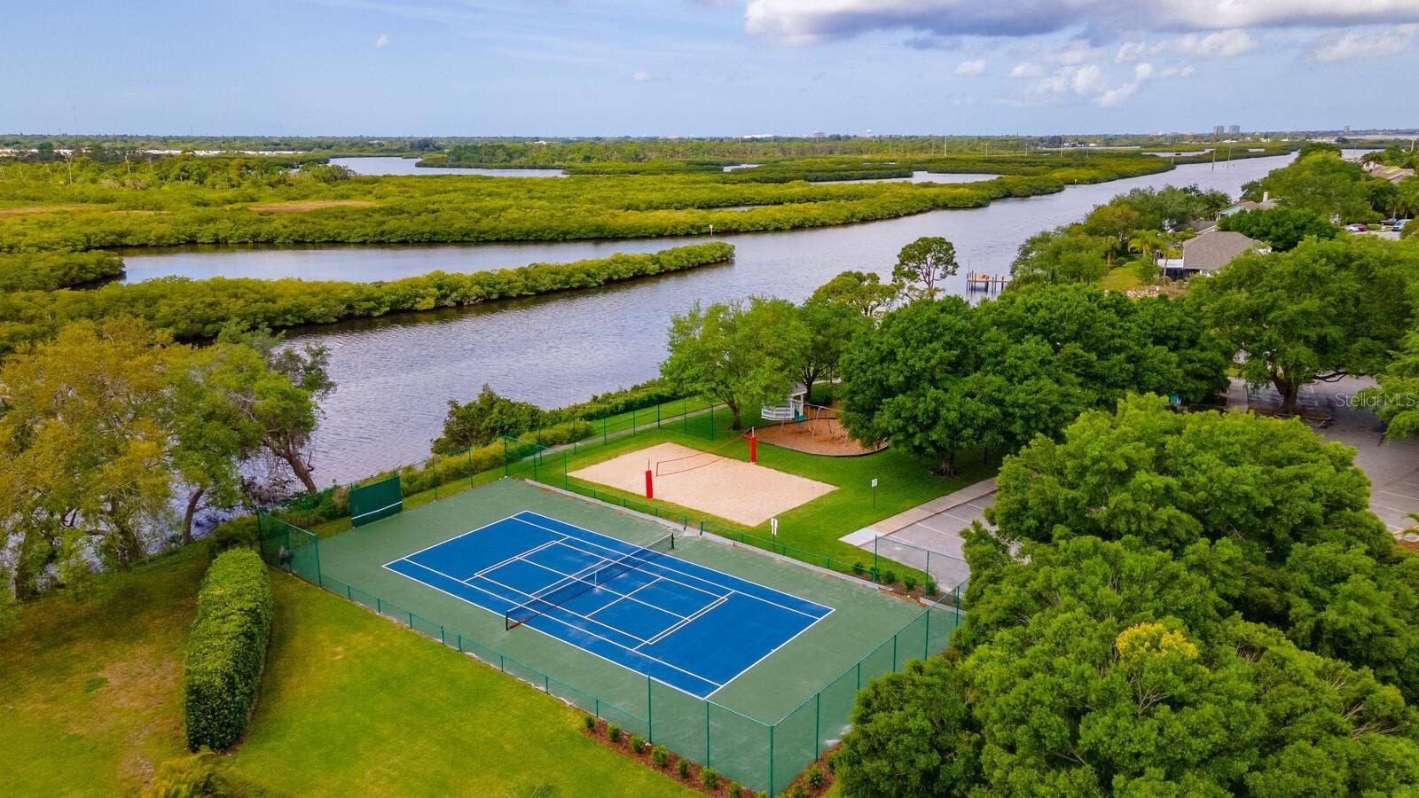 1009 45TH STREET E, Bradenton, FL 34208 1009 45TH STREET E, Bradenton, FL 34208