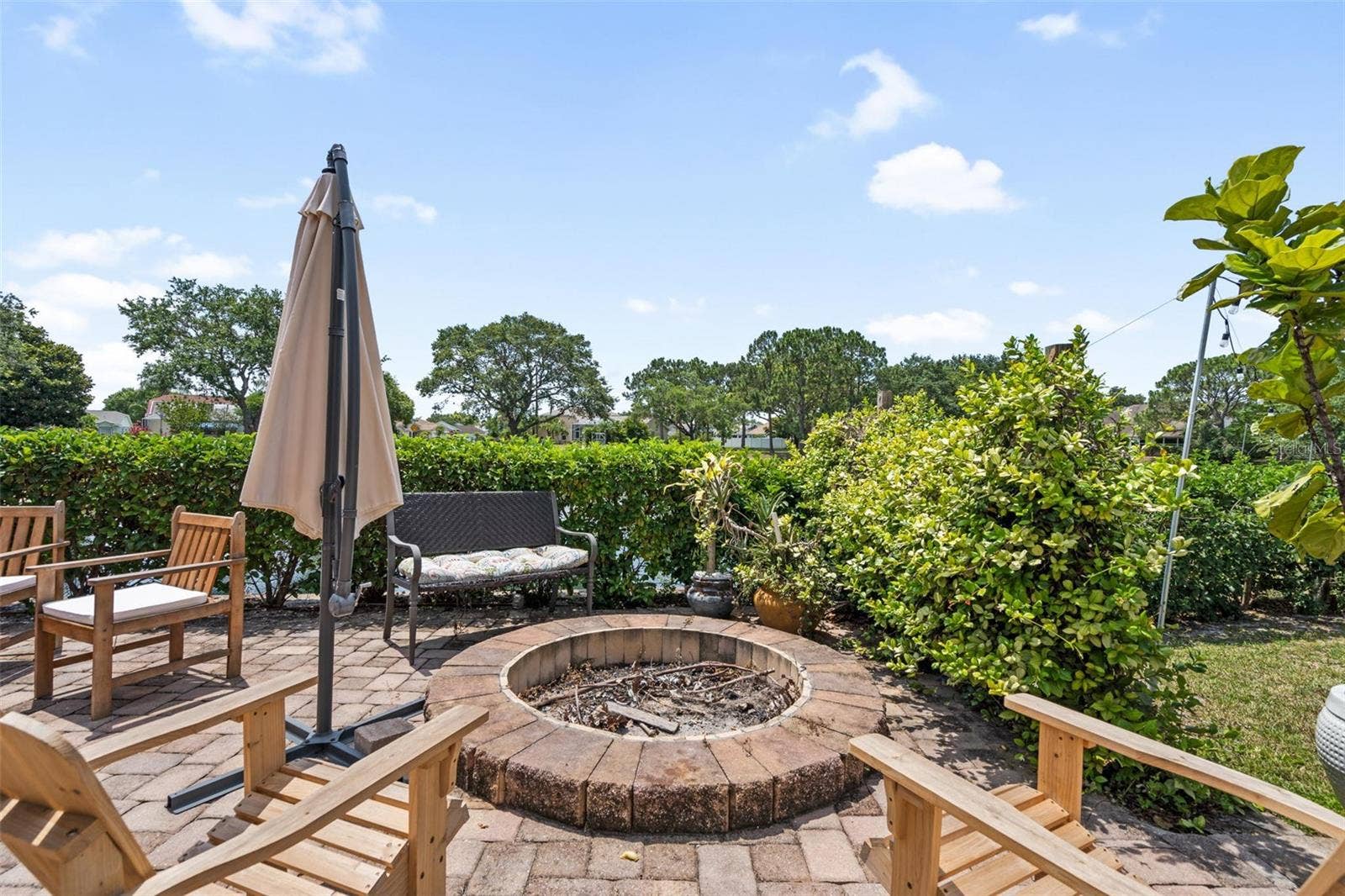 1009 45TH STREET E, Bradenton, FL 34208 1009 45TH STREET E, Bradenton, FL 34208