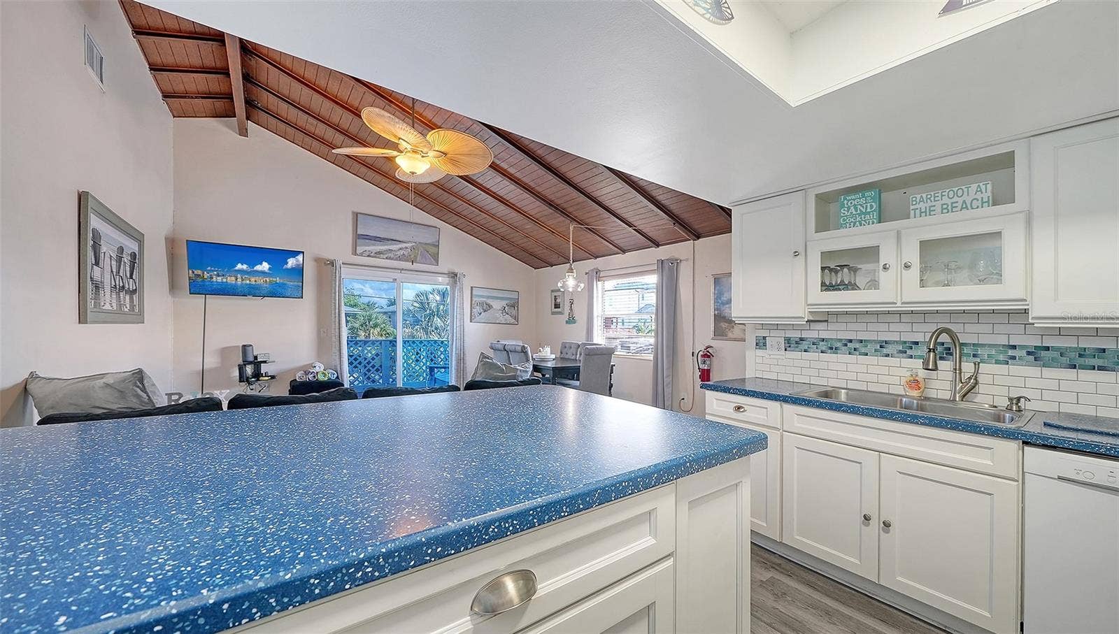 2514 AVENUE B, Bradenton Beach, FL 34217 Unit A, Kitchen.