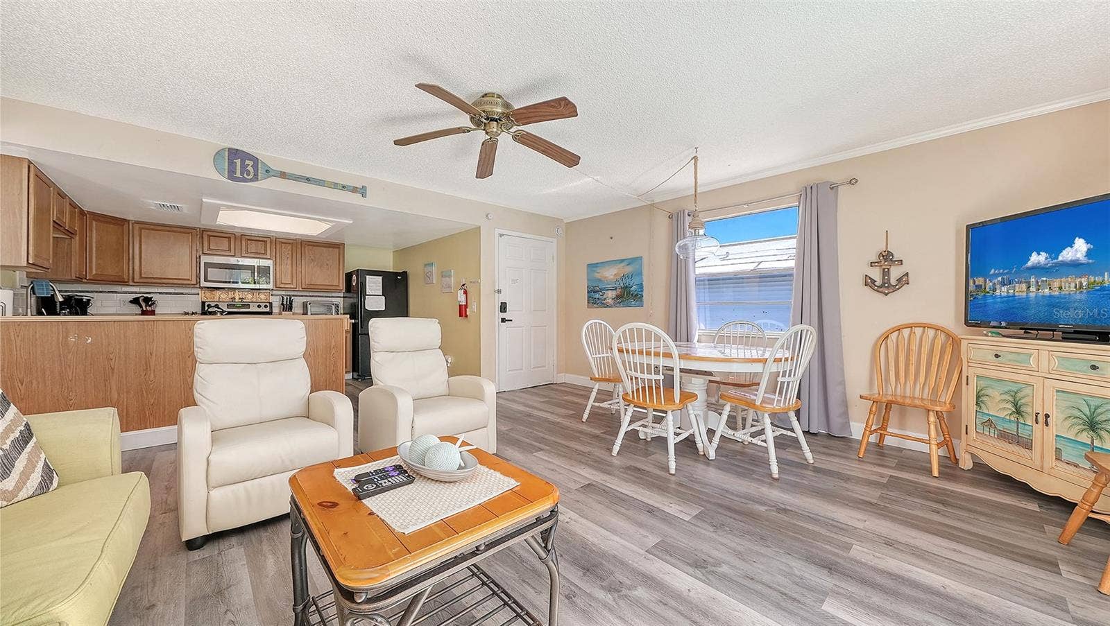 2514 AVENUE B, Bradenton Beach, FL 34217 Unit B, Living/Dining Room combination.
