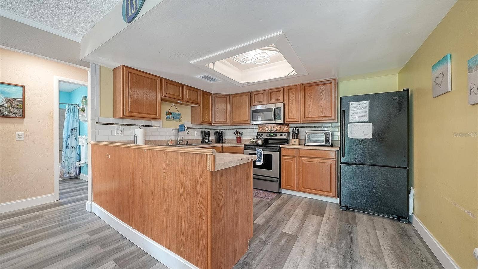2514 AVENUE B, Bradenton Beach, FL 34217 Unit B, Kitchen.