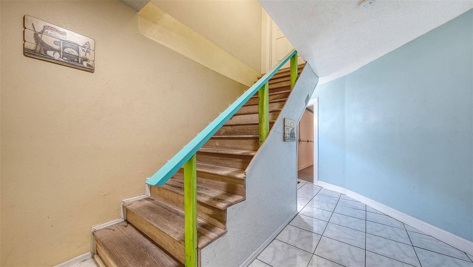 2514 AVENUE B, Bradenton Beach, FL 34217 Unit B, entry hallway and stairs to Unit B.