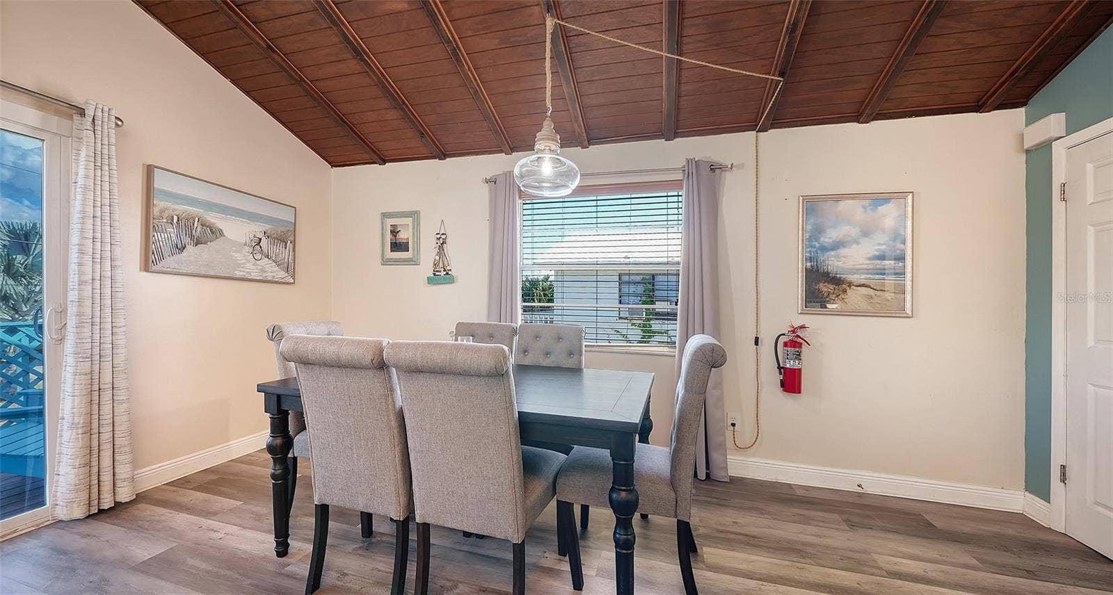 2514 AVENUE B, Bradenton Beach, FL 34217 Unit A, Dining Room.