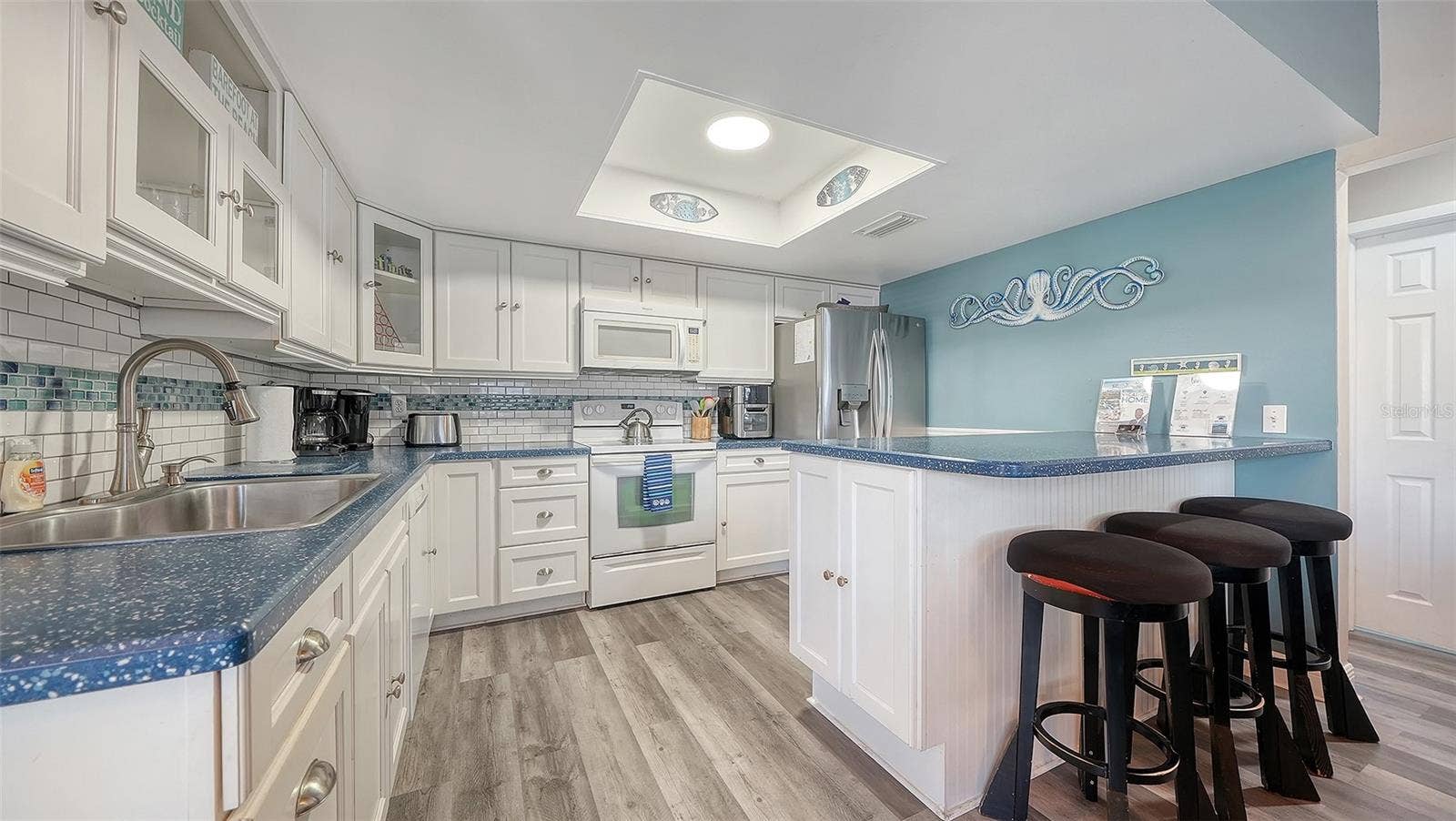 2514 AVENUE B, Bradenton Beach, FL 34217 Unit A, Kitchen.