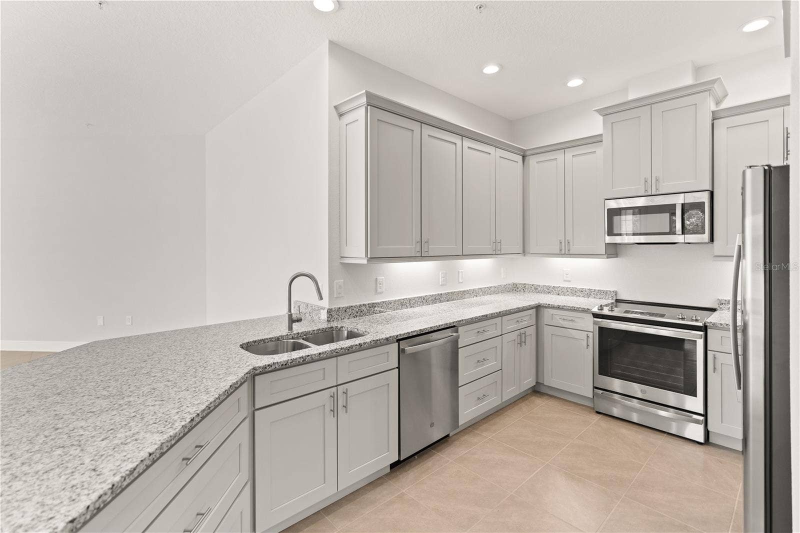7611 34TH AVENUE W, #301, Bradenton, FL 34209 7611 34TH AVENUE W, #301, Bradenton, FL 34209