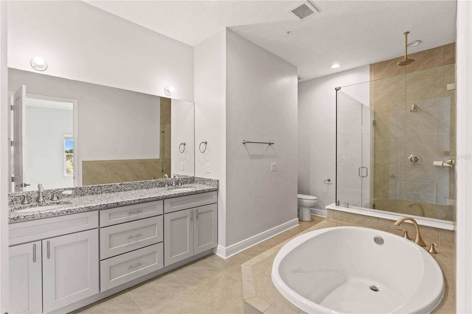 7611 34TH AVENUE W, #301, Bradenton, FL 34209 7611 34TH AVENUE W, #301, Bradenton, FL 34209