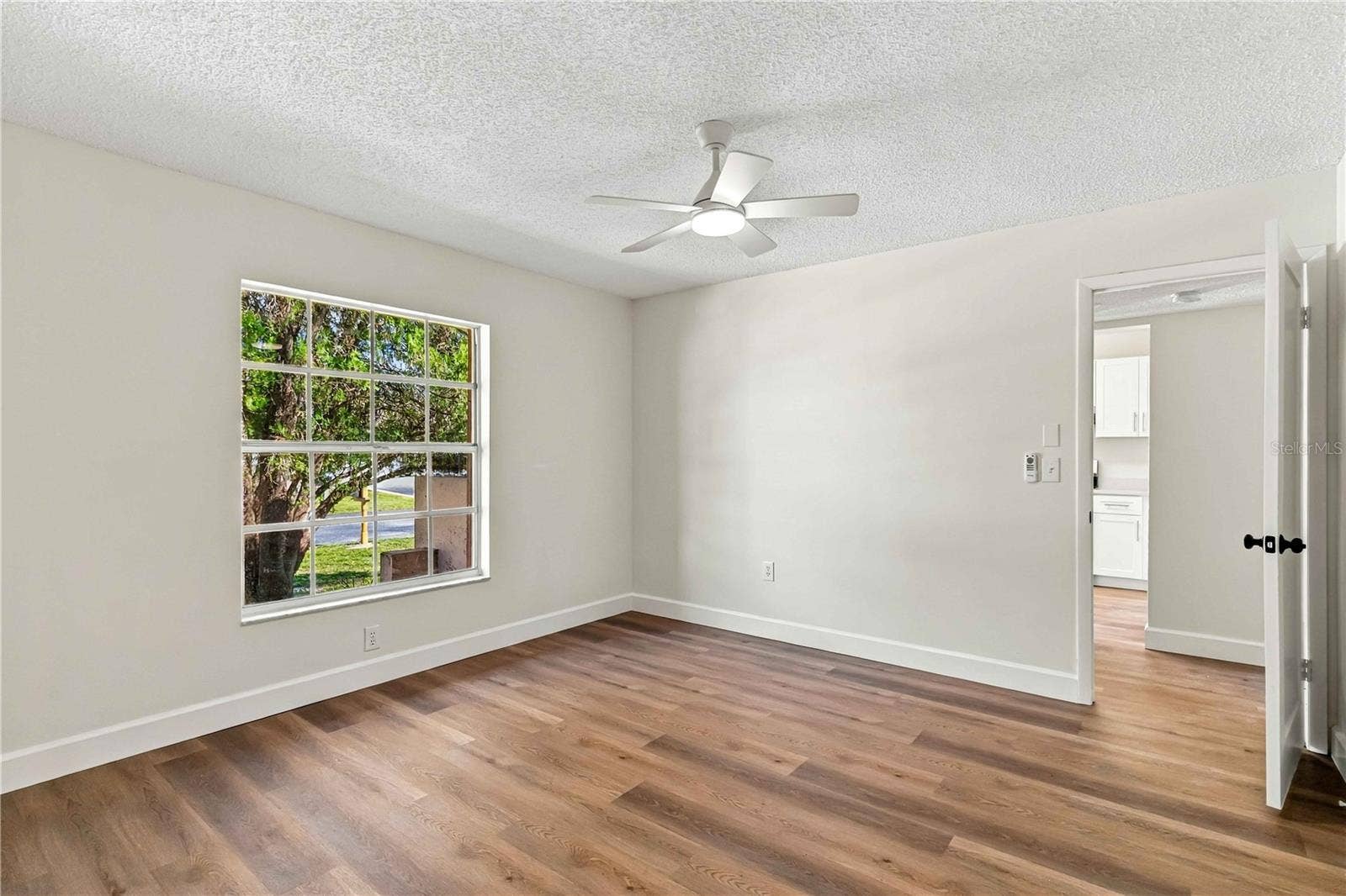 4006 41ST STREET W, Bradenton, FL 34205 4006 41ST STREET W, Bradenton, FL 34205