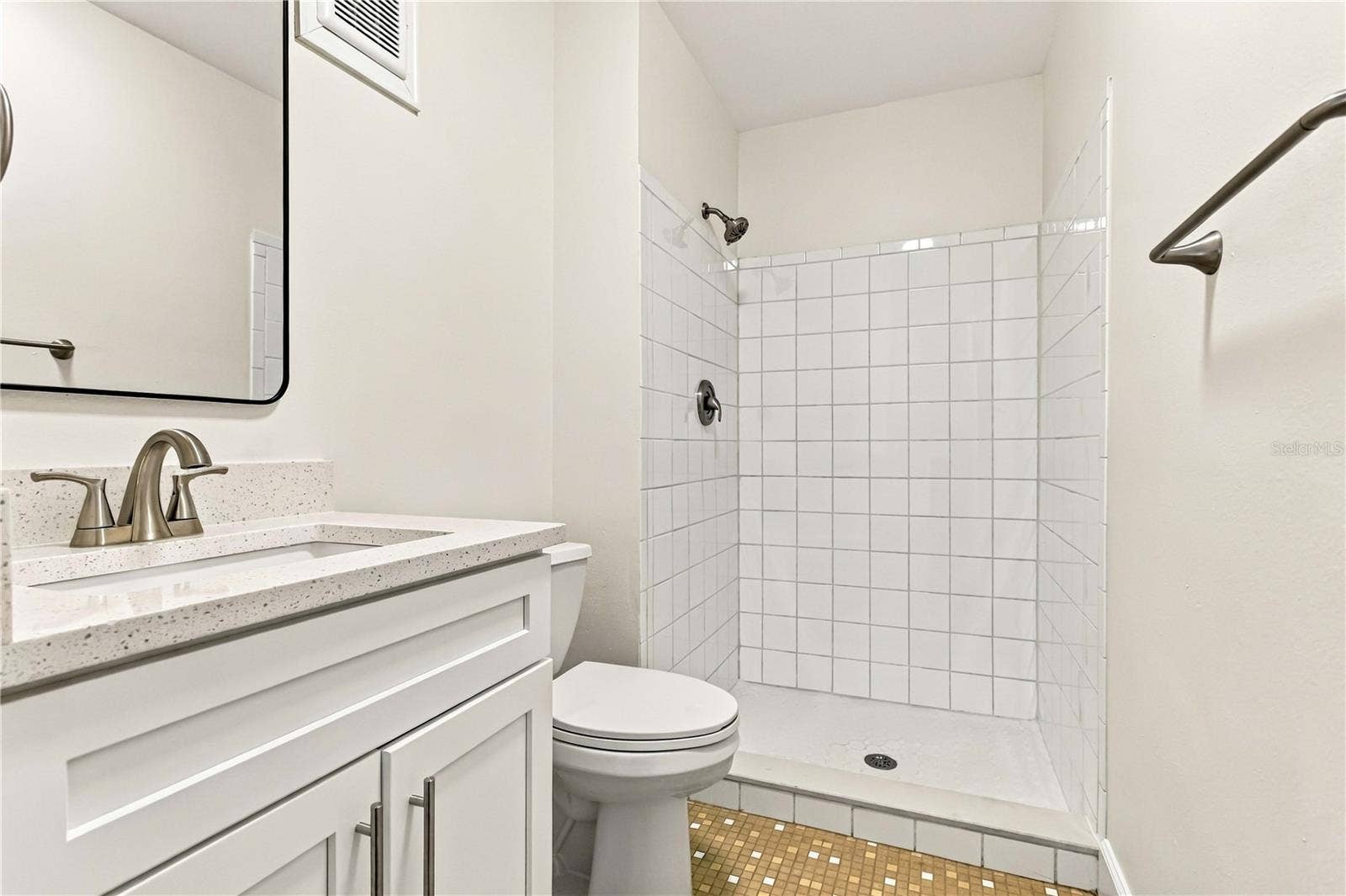 4006 41ST STREET W, Bradenton, FL 34205 4006 41ST STREET W, Bradenton, FL 34205
