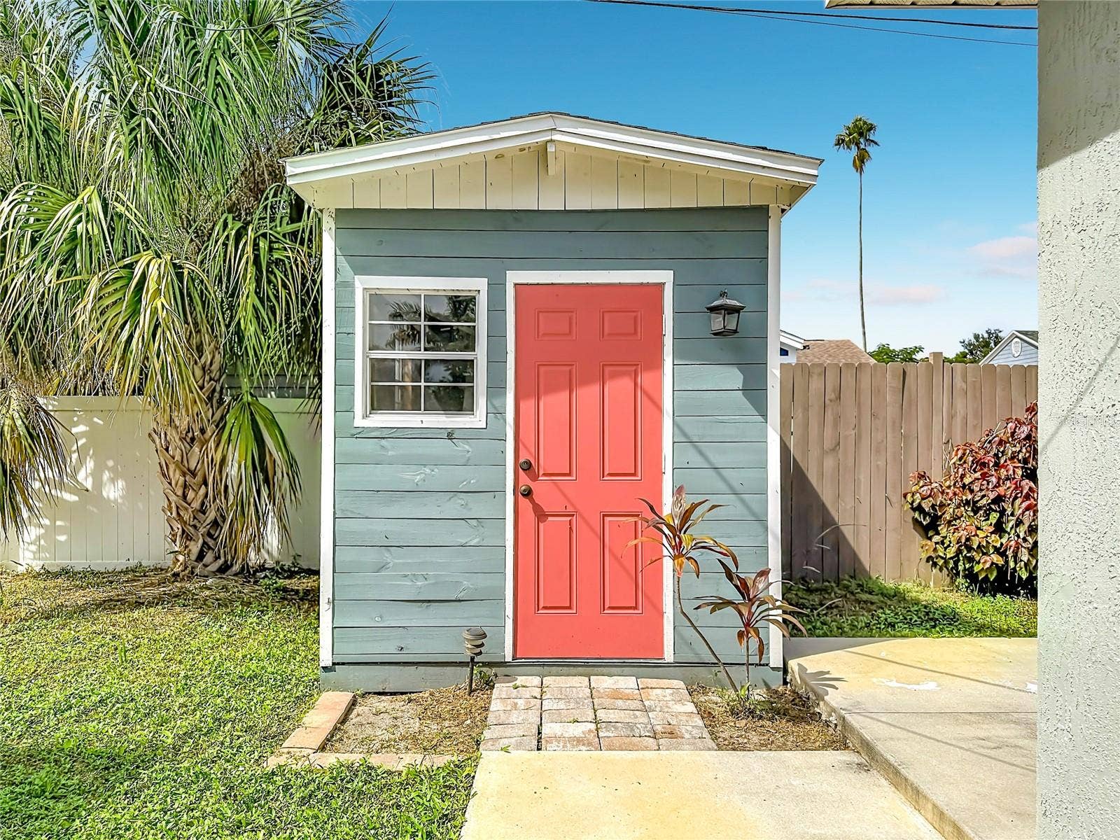 812 33RD STREET W, Bradenton, FL 34205 812 33RD STREET W, Bradenton, FL 34205
