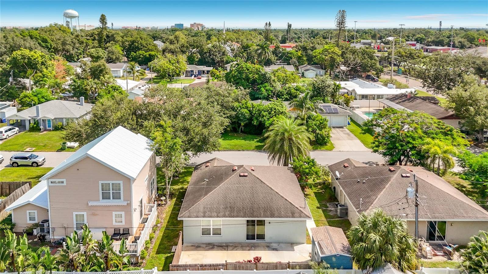 812 33RD STREET W, Bradenton, FL 34205 812 33RD STREET W, Bradenton, FL 34205