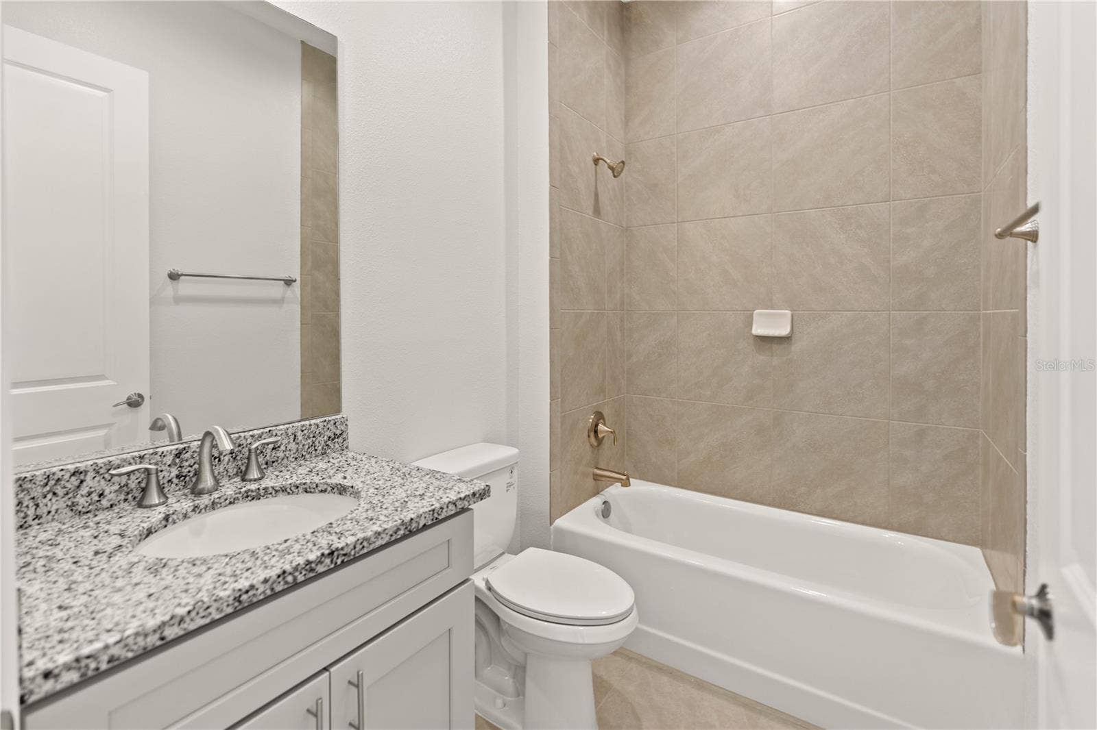 7611 34TH AVENUE W, #301, Bradenton, FL 34209