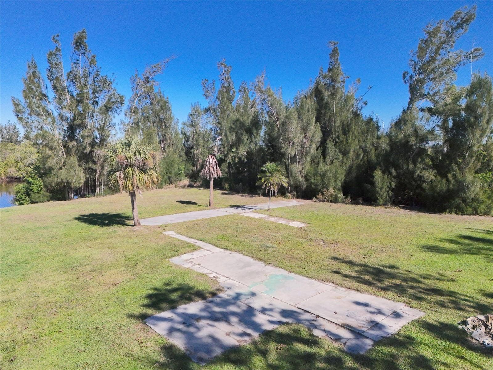 29530 SHELL CREEK COURT, Punta Gorda, FL 33982 29530 SHELL CREEK COURT, Punta Gorda, FL 33982