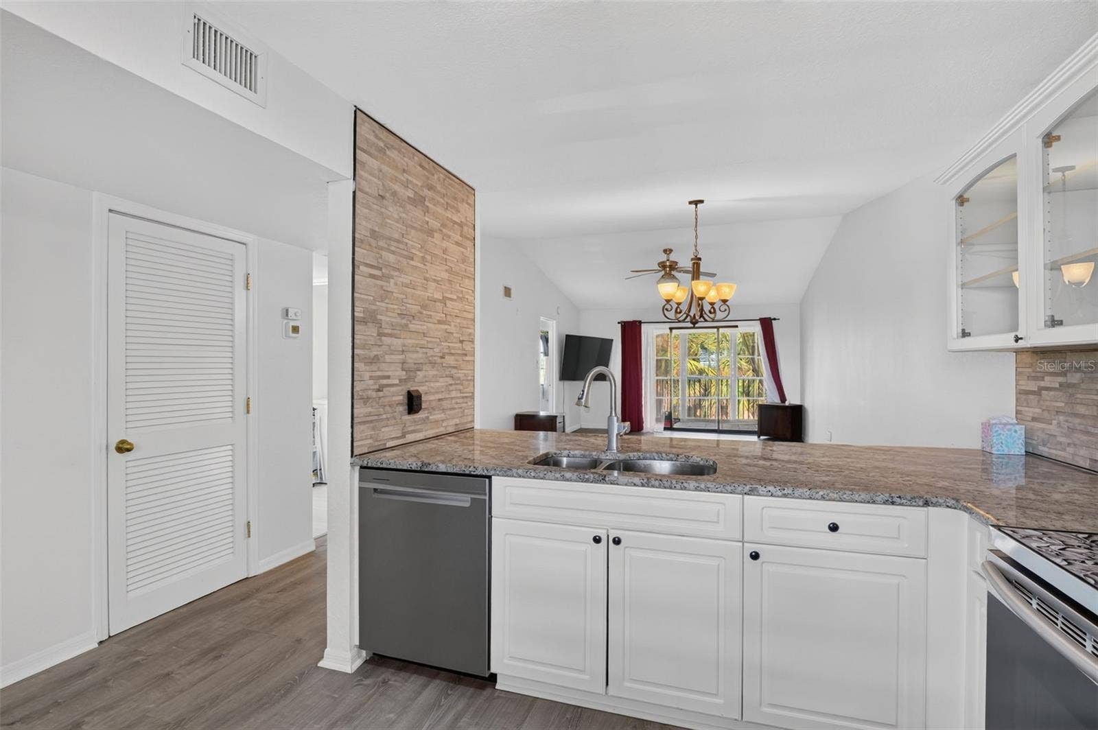 175 KINGS HIGHWAY, #C4, Punta Gorda, FL 33983 175 KINGS HIGHWAY, #C4, Punta Gorda, FL 33983